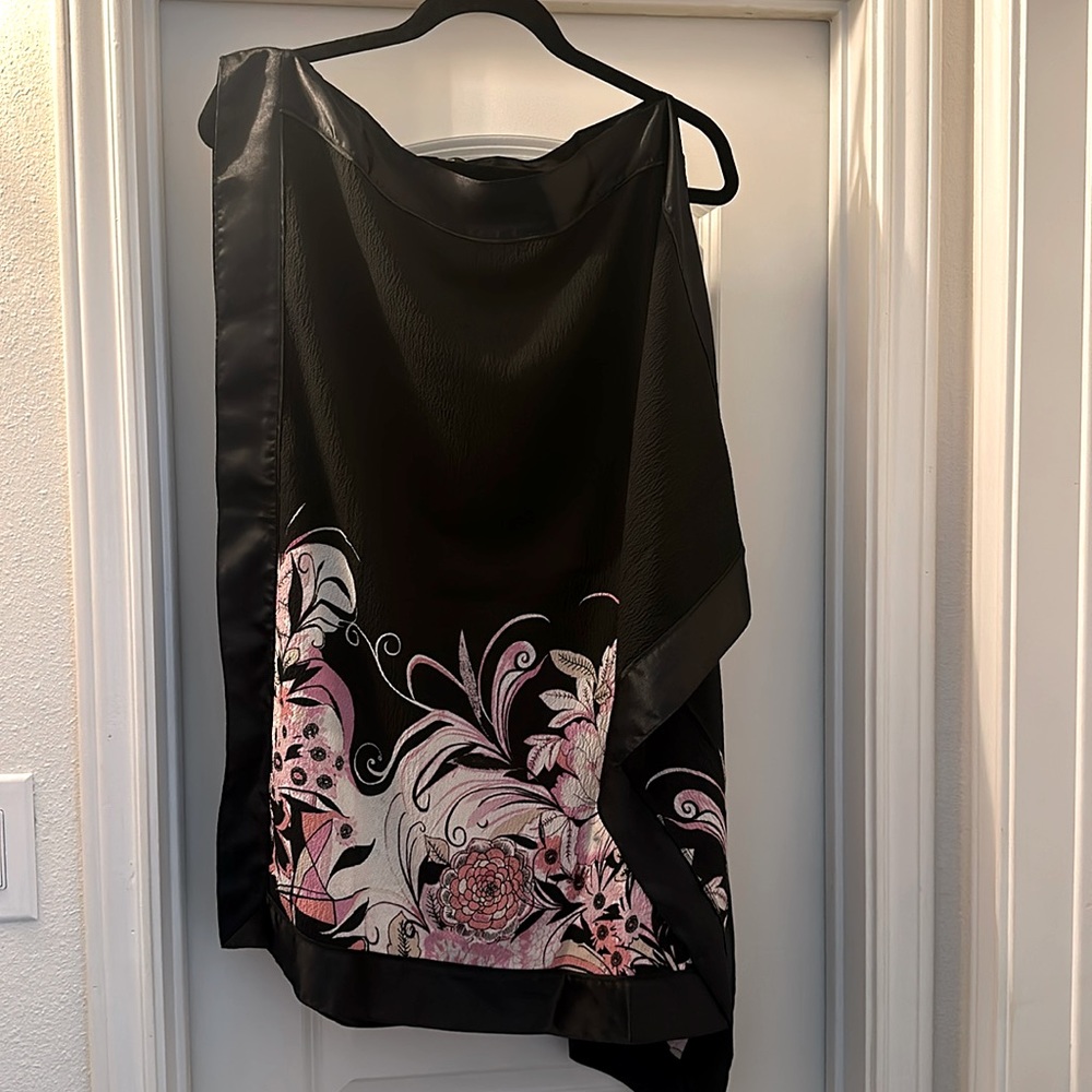 Pink and Black Flowy Top